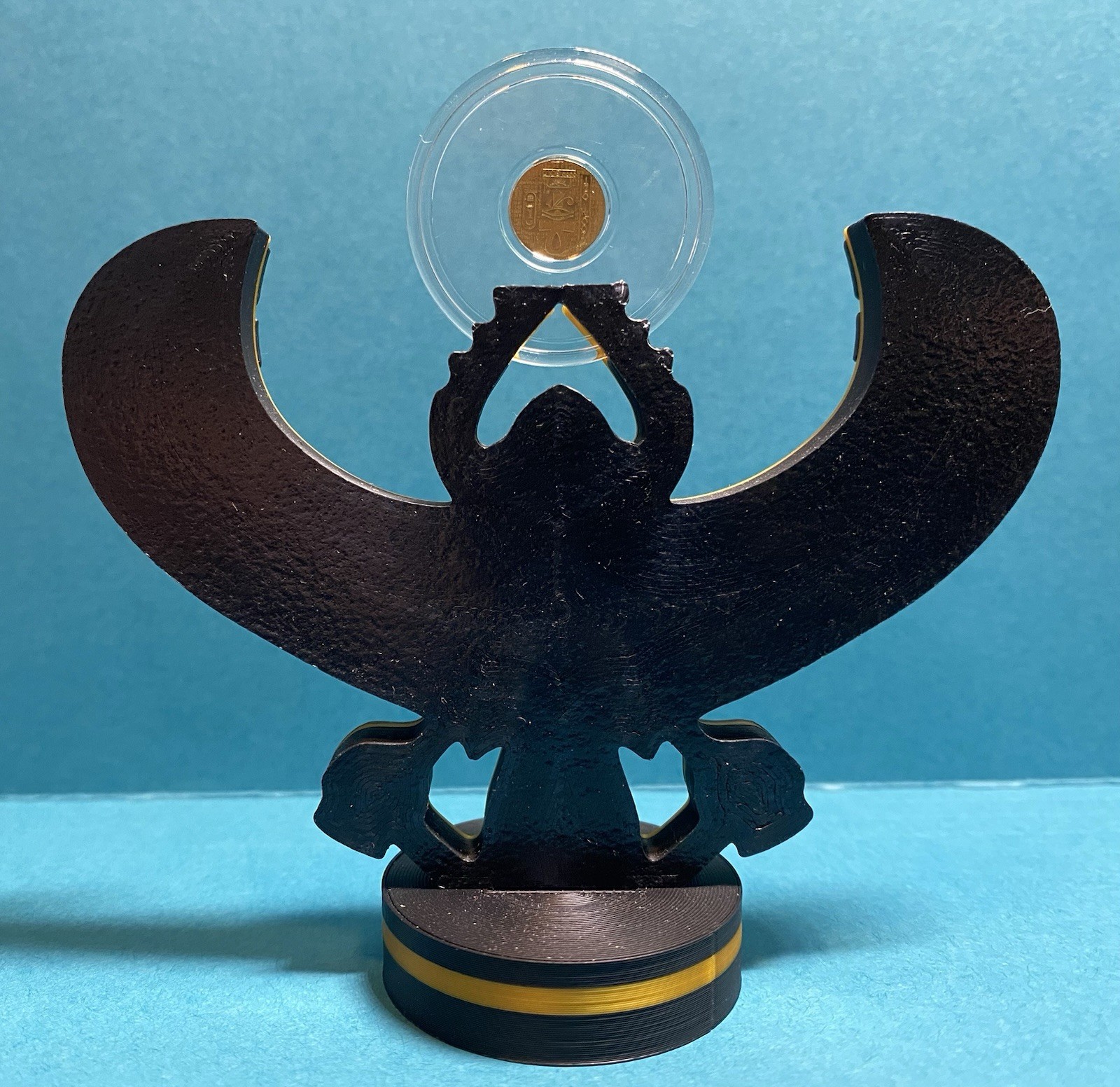 1/200 OZ MONARCH EGYPTIAN SCARAB .9999 FINE GOLD IN SEALED CAPSULE BU w/ STAND
