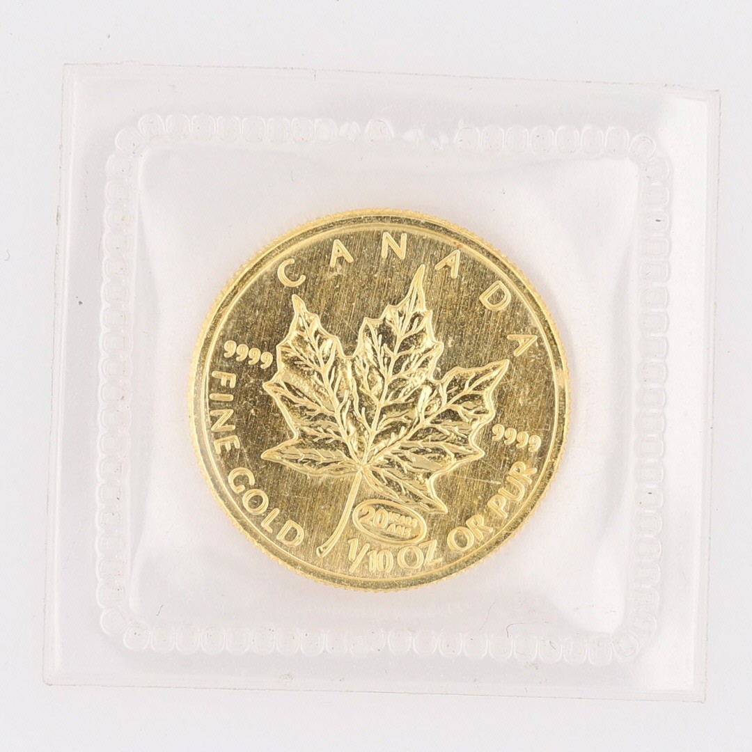 2 – $5 Canada Gold Maple Leaf 1/10 oz .999 Fine Gold Bullion Round in Plastic