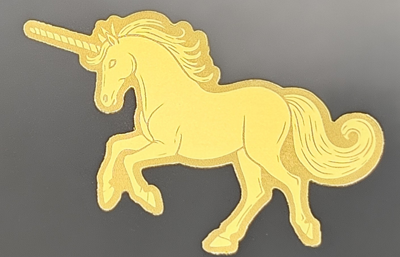 Rogues Island Mint Rainbow Unicorn Shaped 1/1000 oz Gold in Card Mintage 5,000