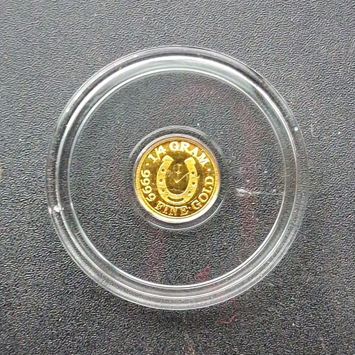 Monarch Precious Metals 1/4 Gram .9999 Fine Gold Round Horseshoe