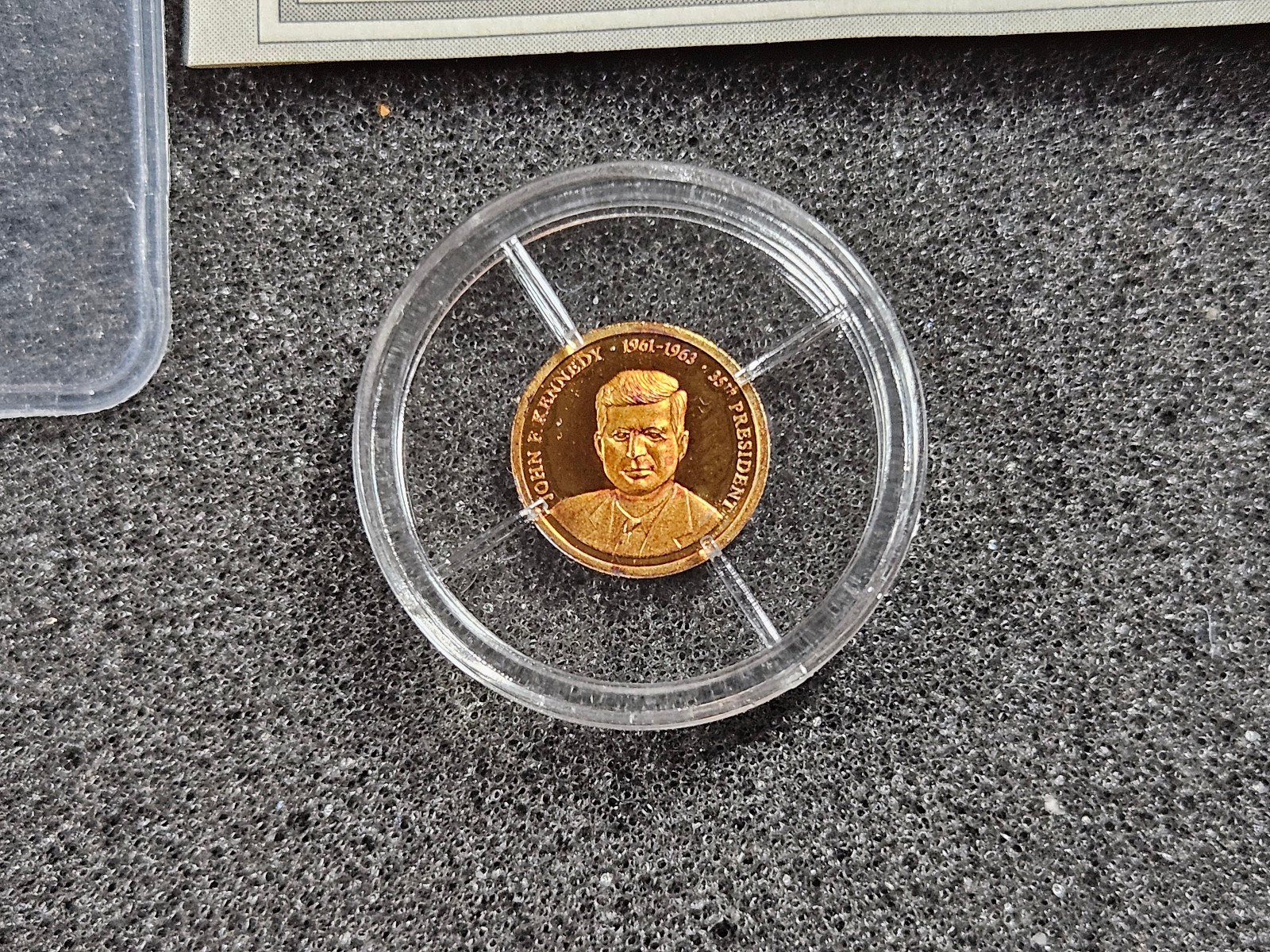 🌟2009 AMERICAN MINT 1/2 g 14k Gold 0.585 Round JOHN F. KENNEDY JFK PRESIDENTS