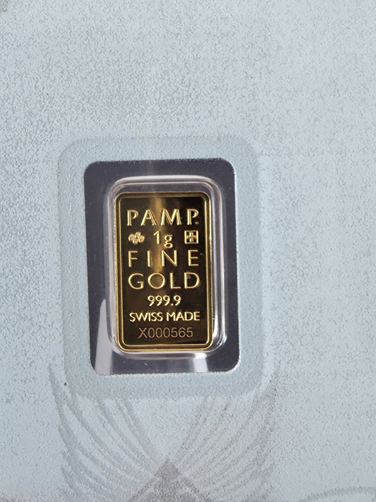 PAMP Suisse Bald Eagle 1g Gold Bar .999 Red Series Switzerland Goldbarren