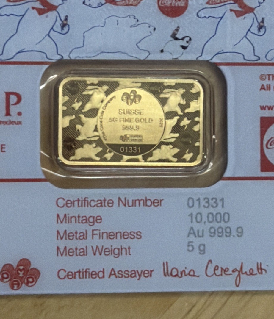 2026 Pamp Coca Cola Polar Bear & Friends 5 Gram Gold Bar – In Assay w/Sleeve