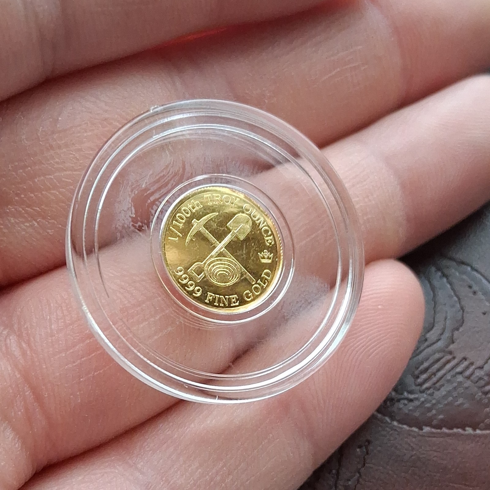 1/100th Troy Ounce .9999 Fine Gold prospector Round In Capsule