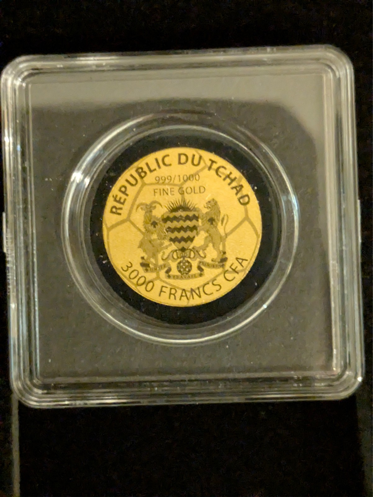 GOLDEN FOOTBALL ENGLAND FLAG DESIGN 1/1000 OZ GOLD 3000 FRANCS CHAD BOXED & COA