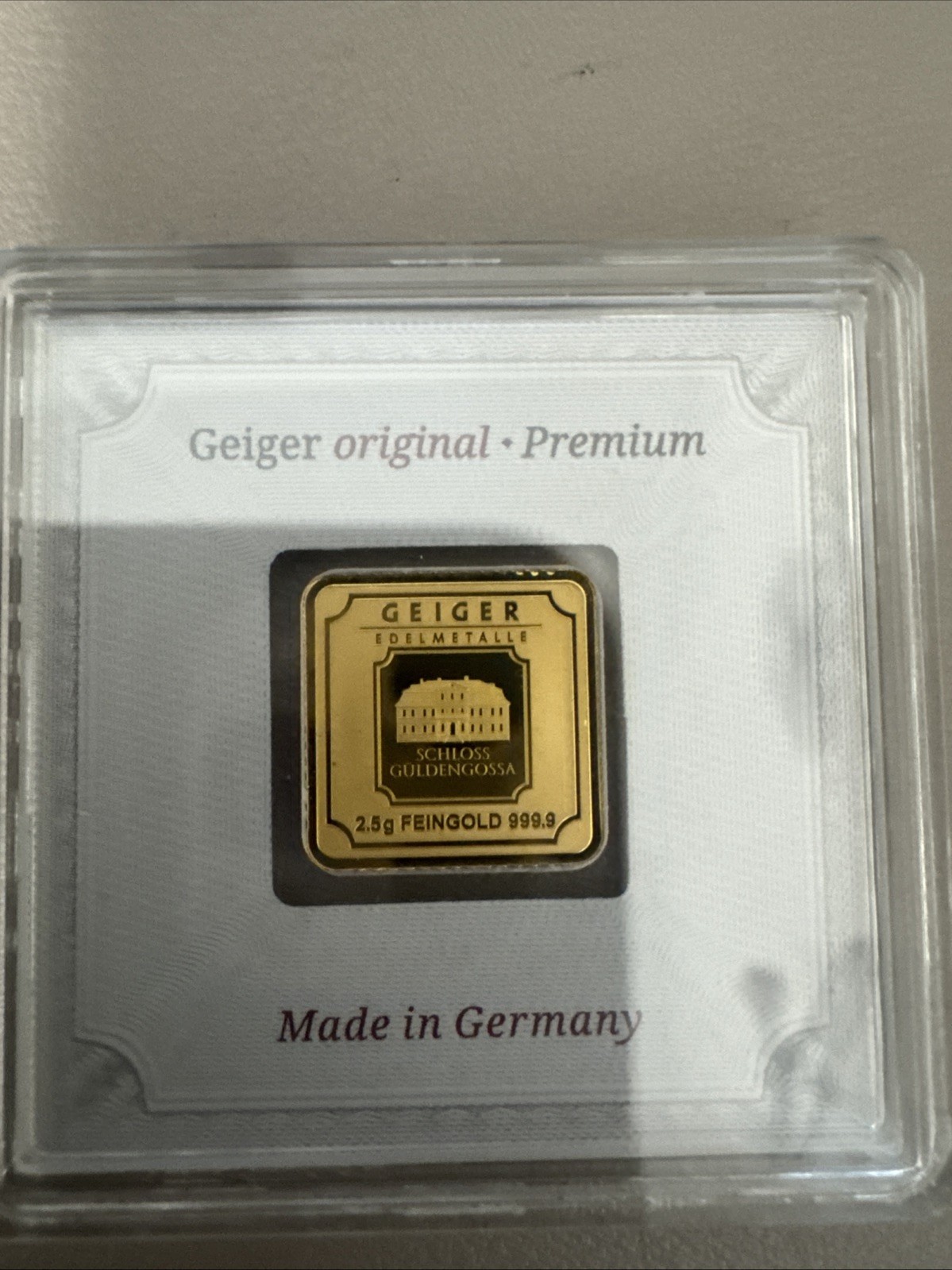 Geiger Edelmetalle 2.5g Gold Premium Square Bar .9999 Fine Assay In Capsule New