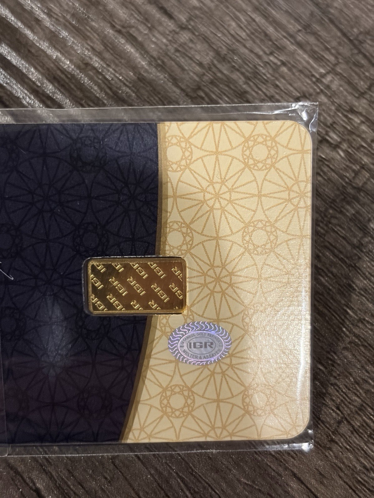 IGR 0.5g .9999 Fine Gold Bullion Bar in Assay Certificate Card