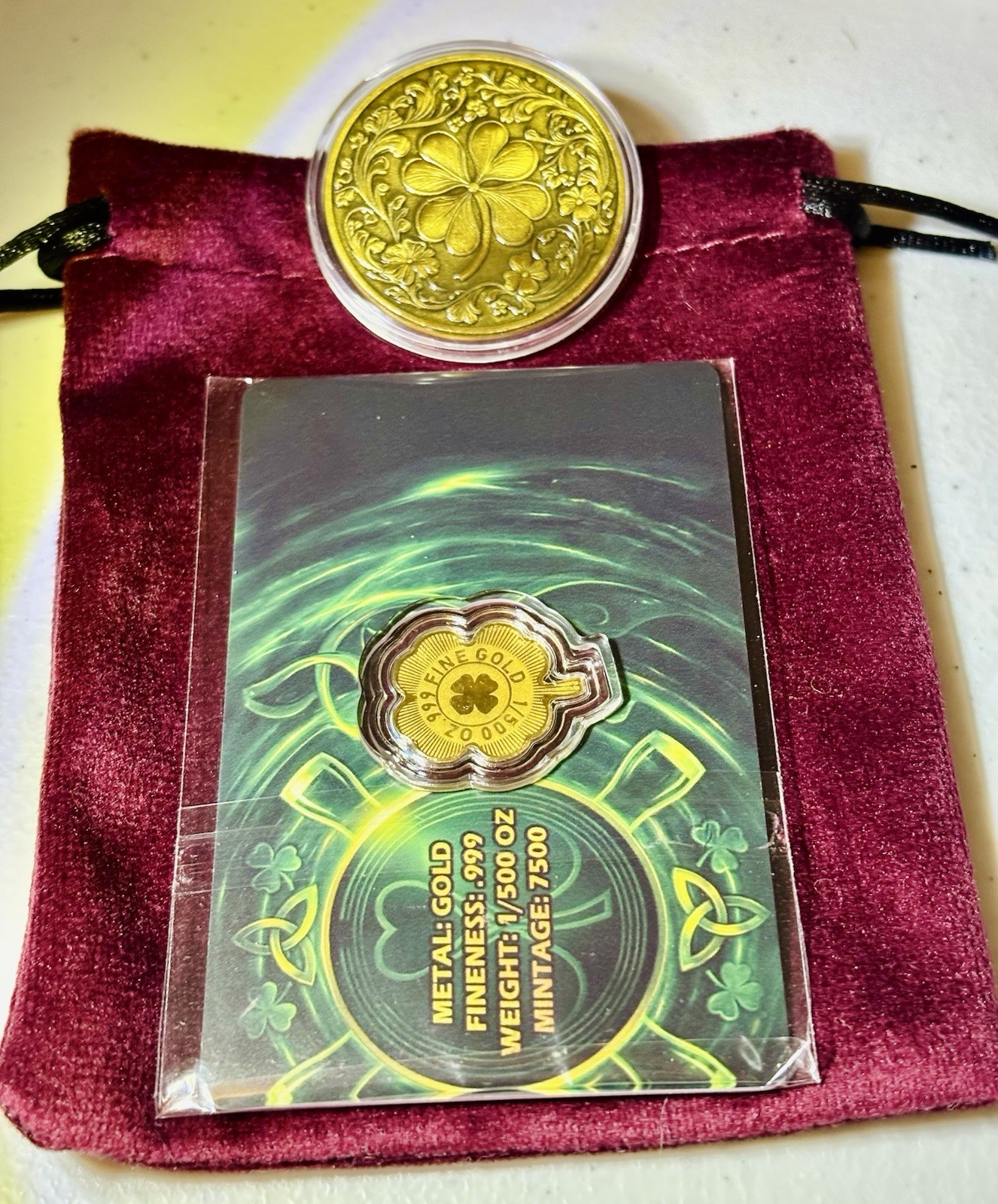 .999 Fine Gold 1/500 oz Clover Round Bullion Gold W/ Velvet Bag & Lucky Coin