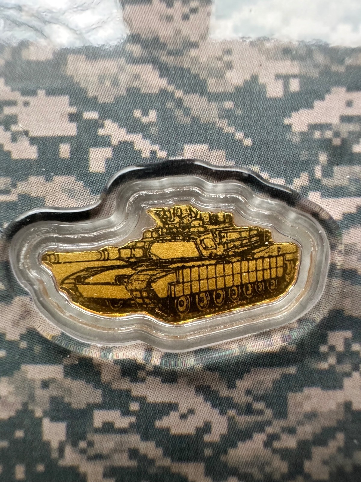 2026 US ARMY Eagle & Tank 1/1000oz Fractional Gold – In Card