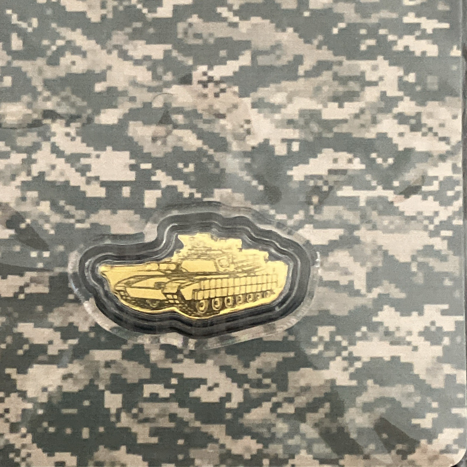 U.S. Army Tank Shaped 1/1000 oz Gold Coin in Card (9,999 Mintage)