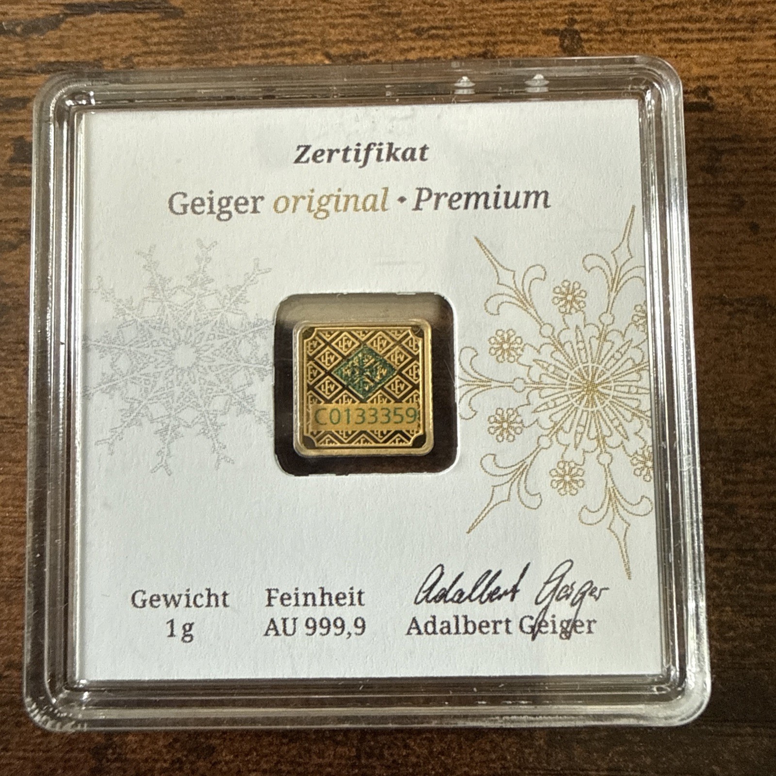 Geiger 1g Gold Bar Merry Christmas Edition 1g Total Gold Content