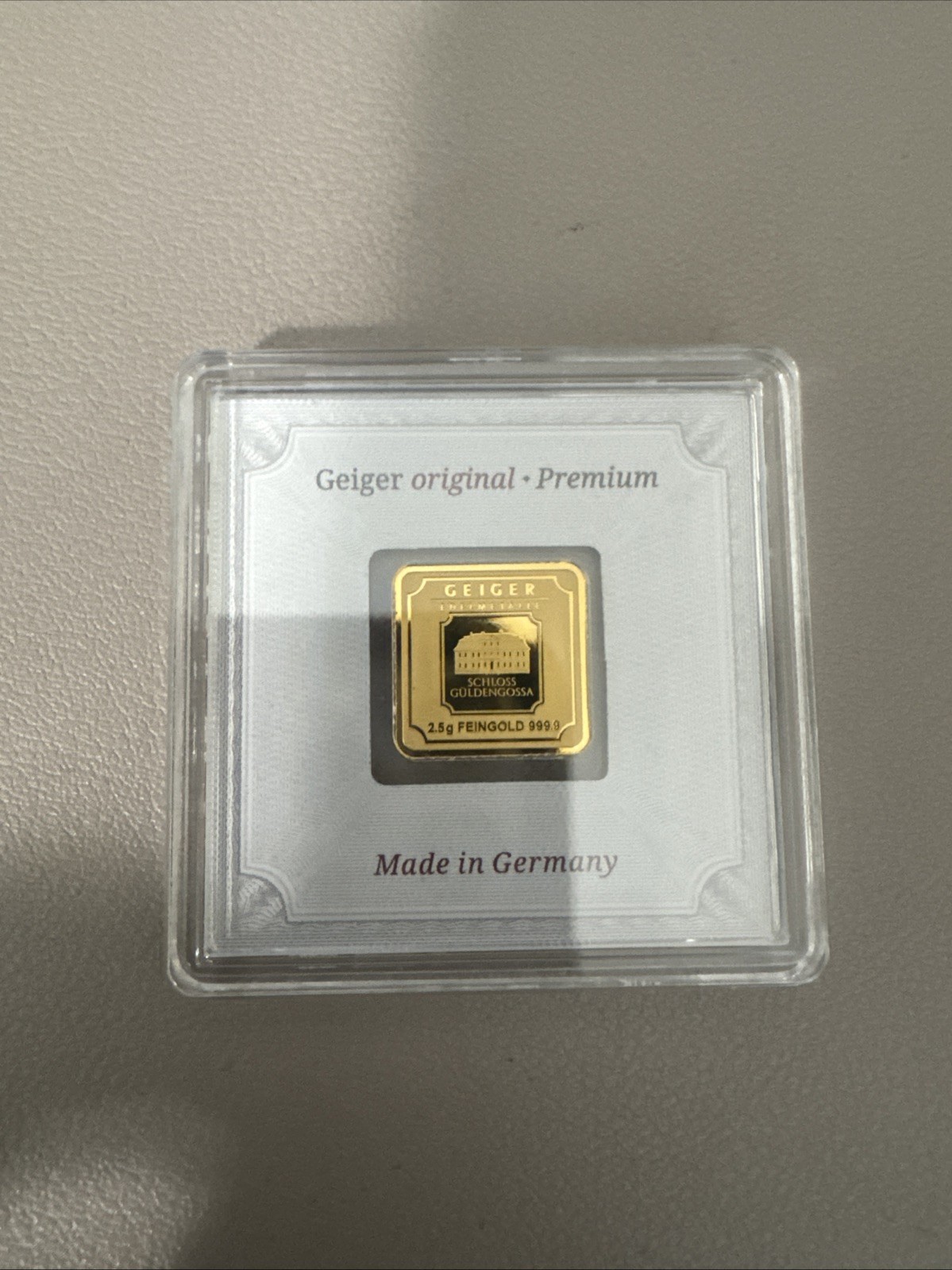 Geiger Edelmetalle 2.5g Gold Premium Square Bar .9999 Fine Assay In Capsule New