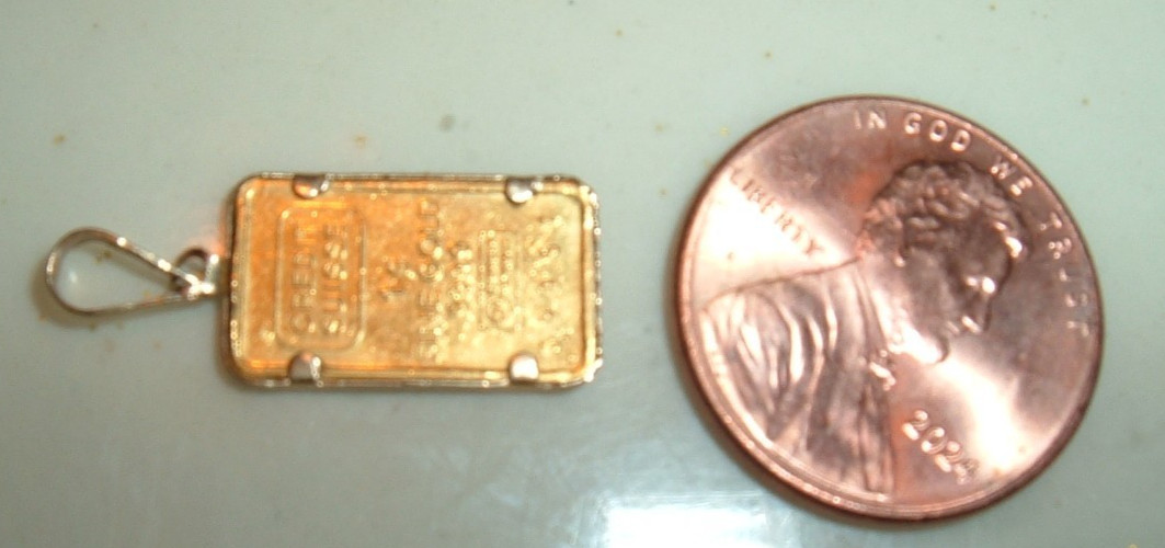 24K GOLD Credit Suisse 999.9 FINE 39957 INGOT BAR 14K BEZEL PENDANT CHAIN 1.27g