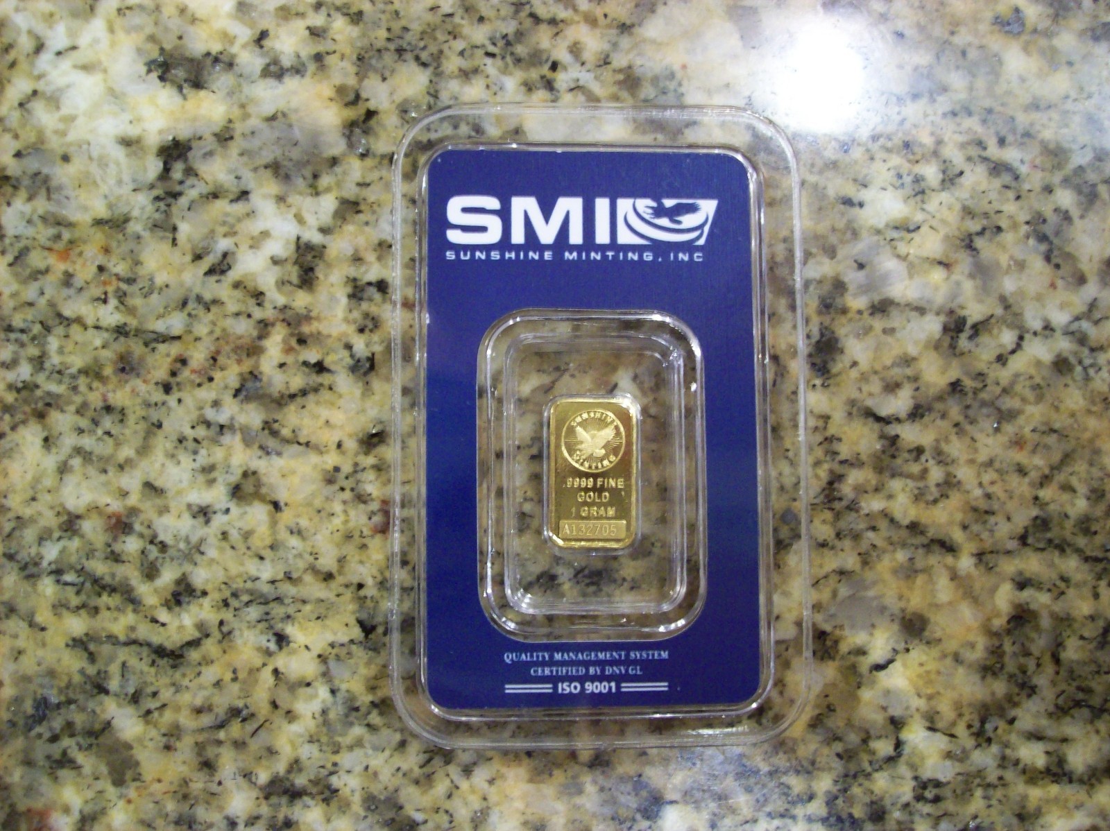 1 Gram Gold Bar .9999 Sunshine Mint / New in Assay Certificate / #A132705