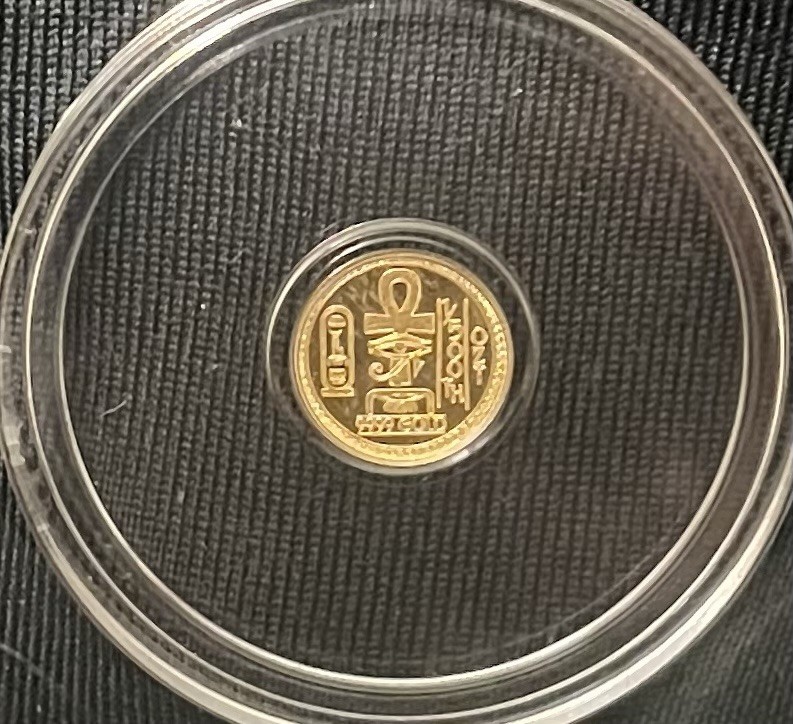 1/500oz Gold Egyptian Scarab Round In Capsule .9999 Fine