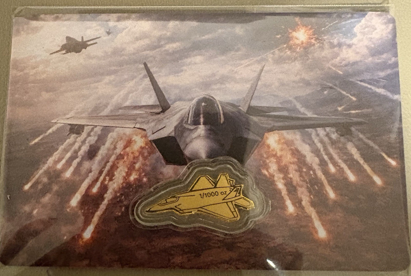 1/1000th ‘Fighter jet’ Gold Card With COA