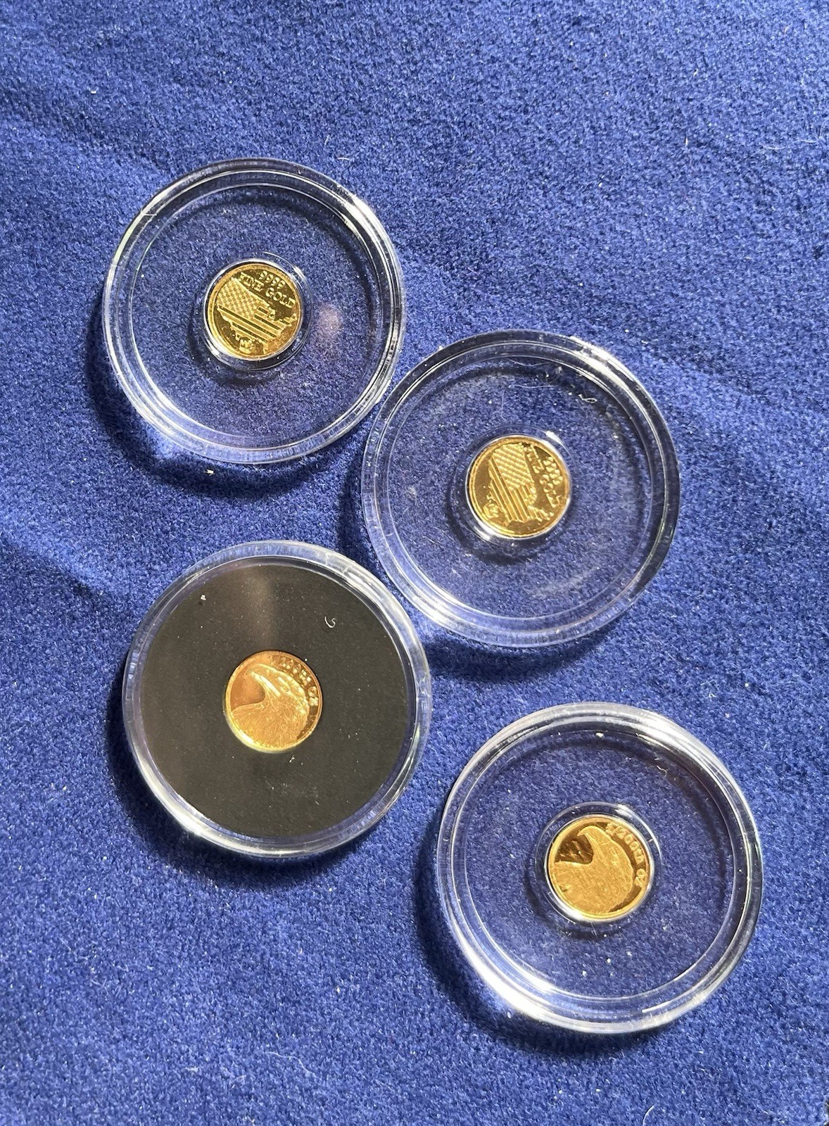 Lot (4)x 1/200 Oz Gold Patriotic Eagle Design In Capsules – Low Mintage!
