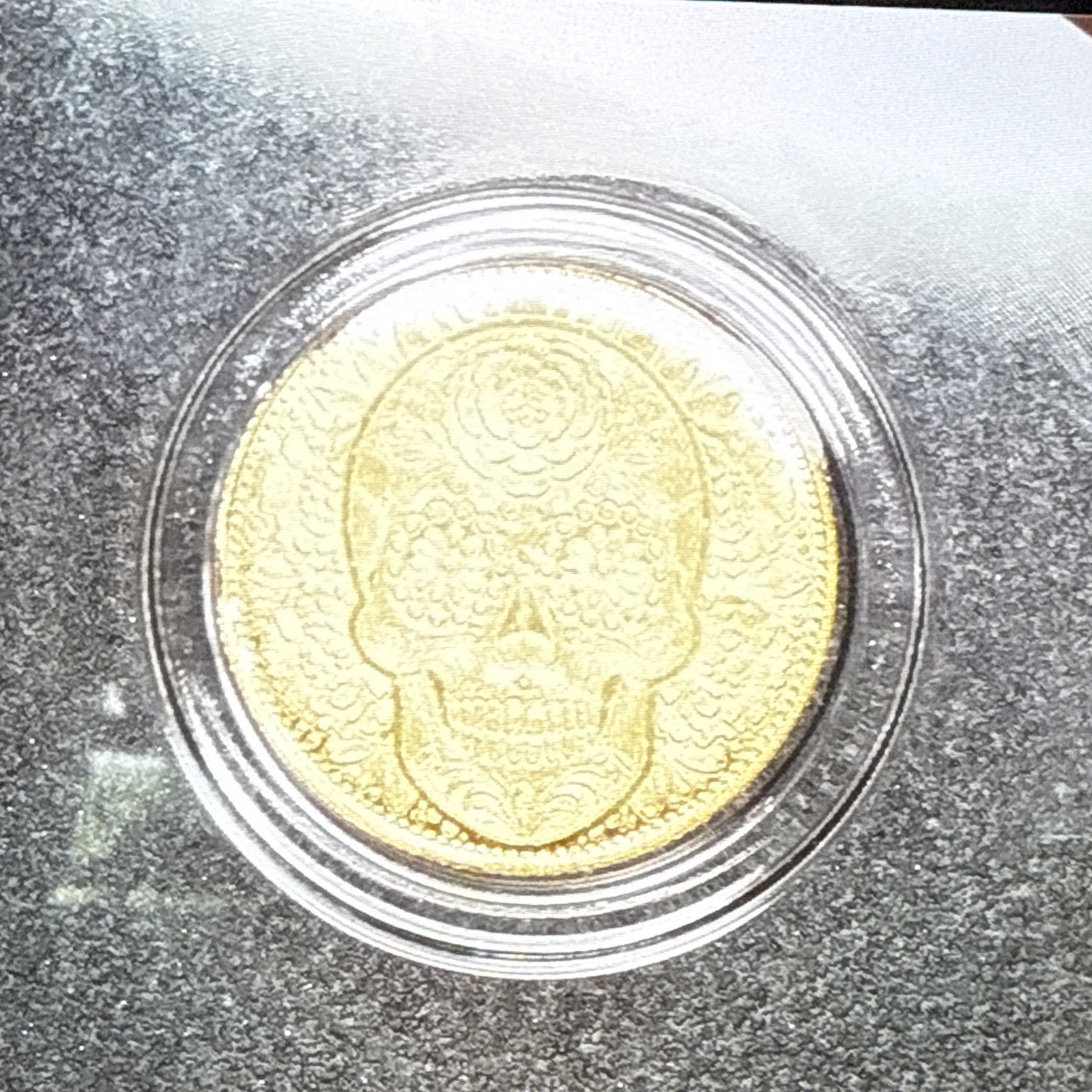 Lot Of 2- 1/200th oz .9999 Fine GOLD Skull Dia De Los Muertos FRACTIONAL GOLD