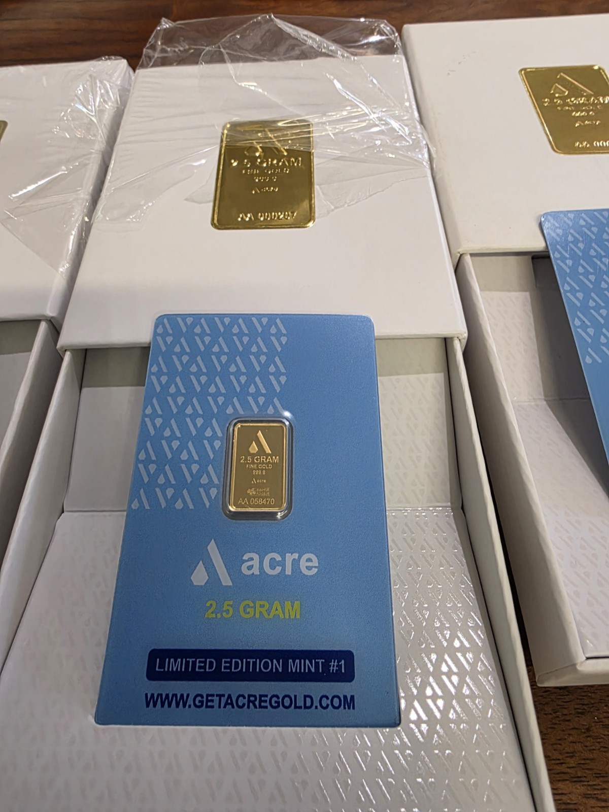 4 Acre 2.5 Gram 999.9 Fine Gold Bar Bullion In Assay Card with Presentation