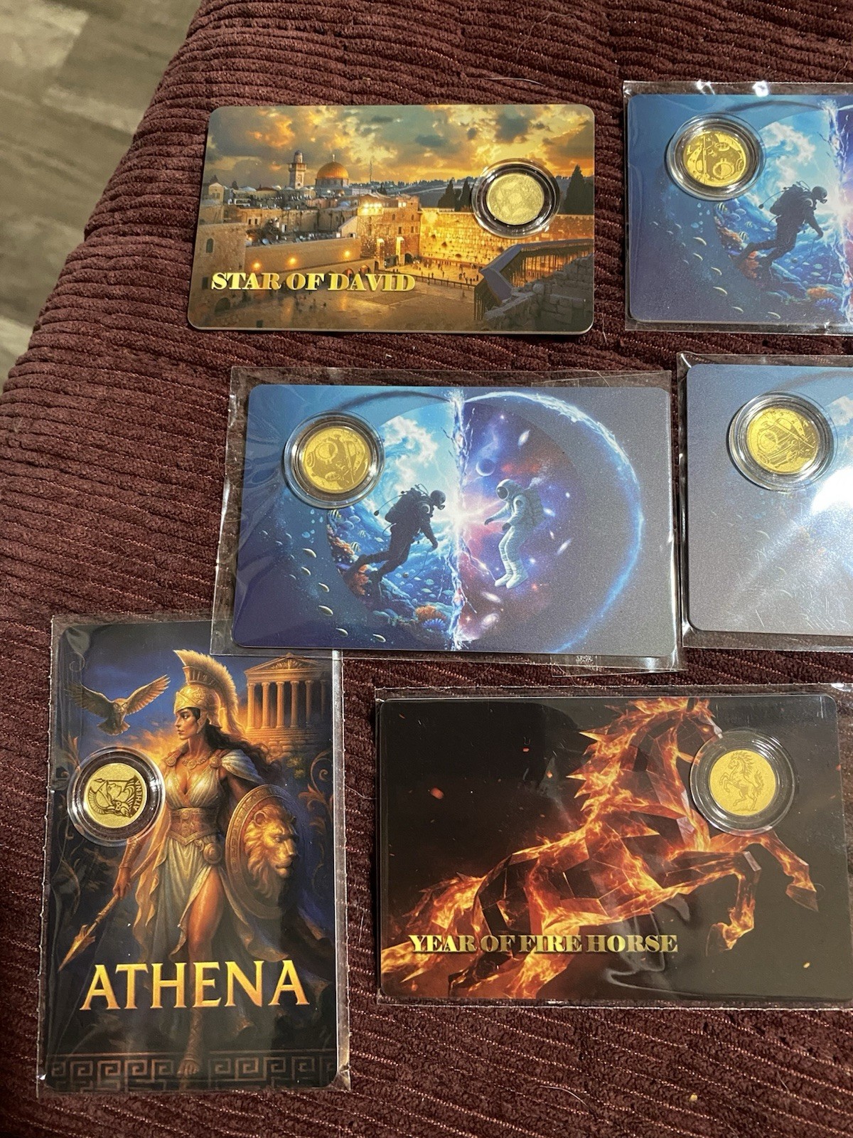 Bundle Lot Of (10) 1/1000th Oz Gold Cards W/ Different Designs