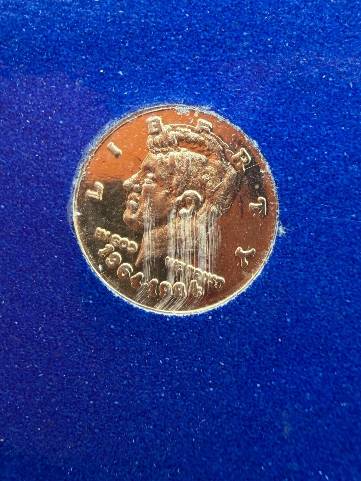 JFK 20TH ANNIVERSARY TRIBUTE SOLID 14K GOLD HALF DOLLARS COA ( ON CARD BACK)