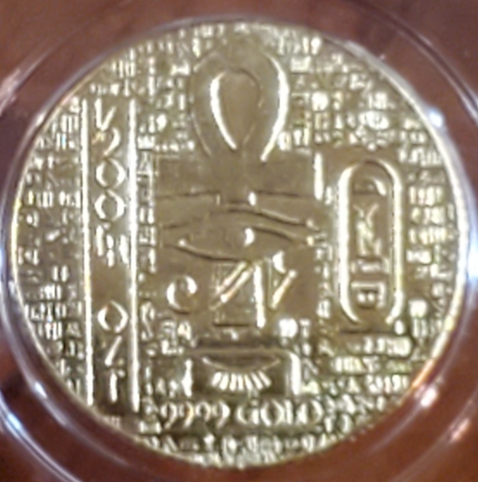 1/200th oz .9999 Pure Gold Monarch Egyptian Scarab Round W/Custom Display Stand