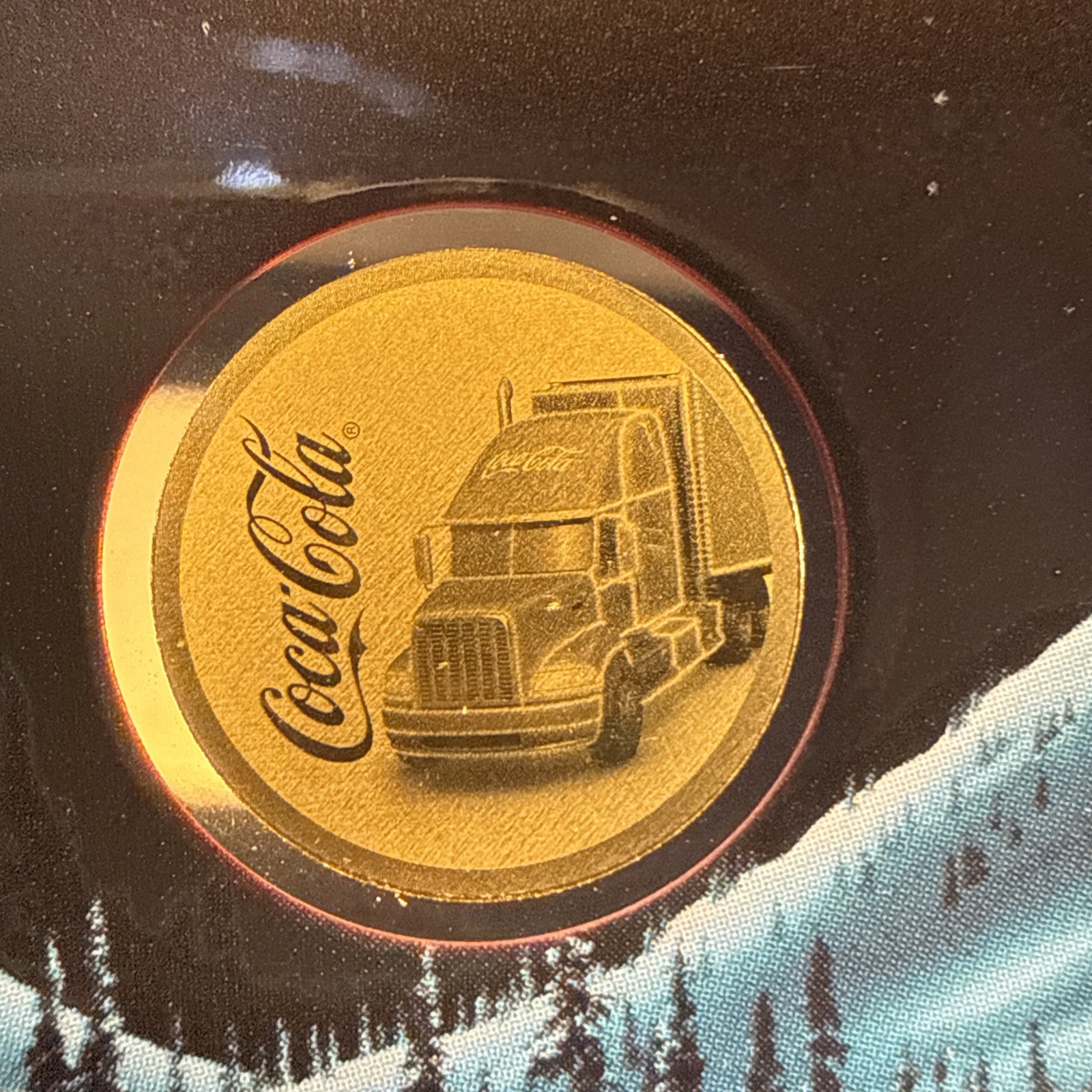 1/1000th oz Gold Coin Card The iconic Coca Cola truck with C.O.A.