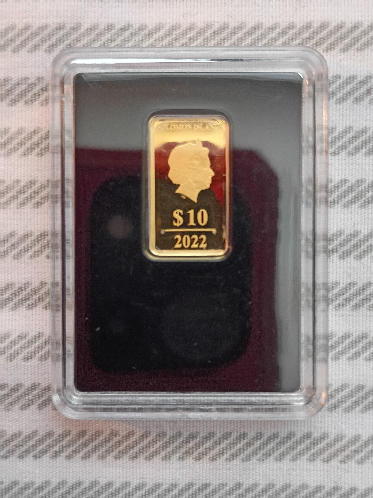 A 2022 $10 Solomon Islands 1/2 gram Gold Bar Springbok Proof Bullion