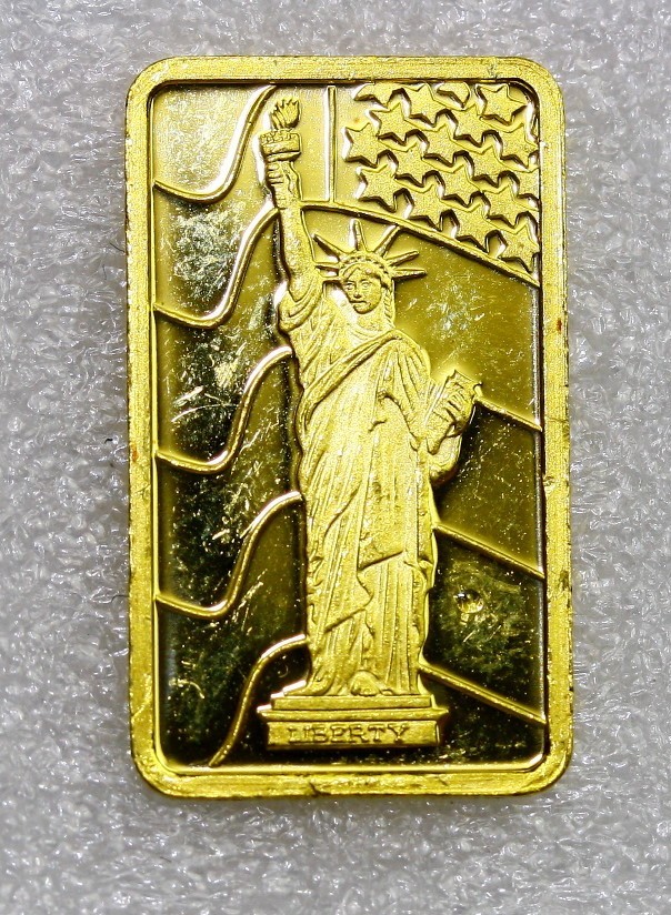 RARE VINTAGE PAMP SUISSE STAGE OF LIBERTY / FLAG 2.5 GRAM .9999 SOLID GOLD BAR