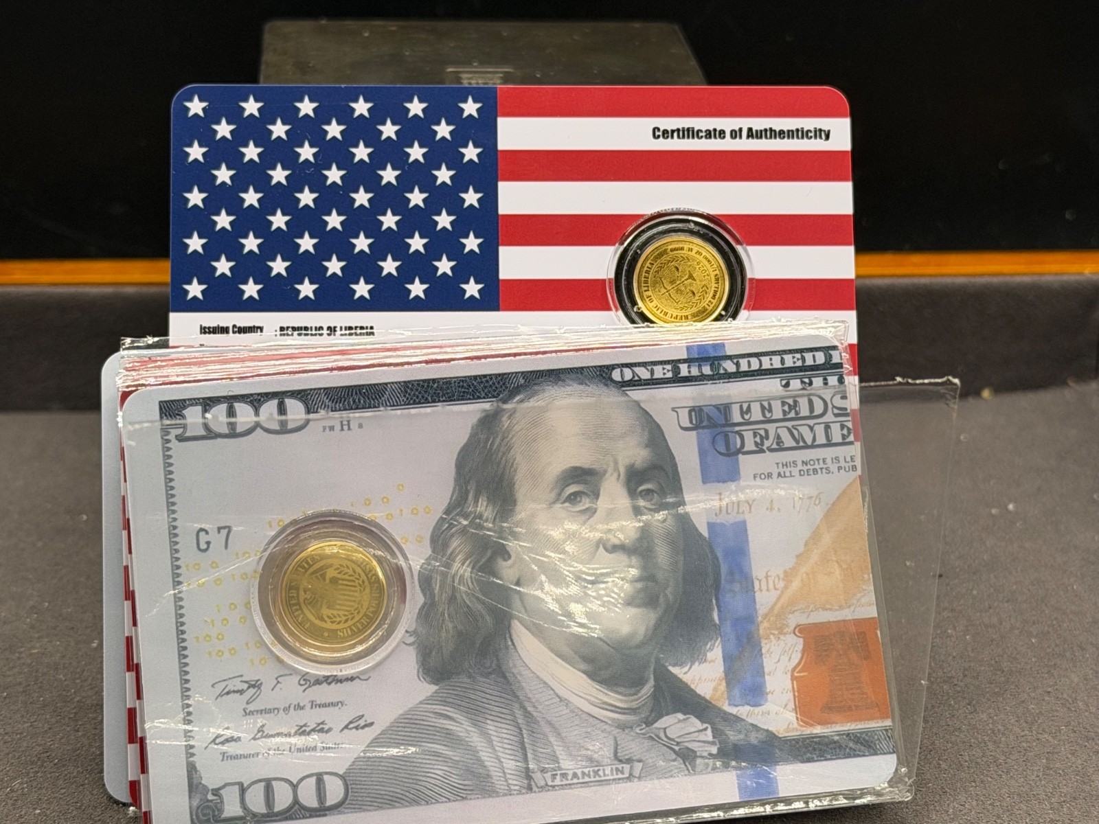 1/1000 oz Gold Coin Card 9999 Fine Gold 100 Dollar Bill Flag Theme