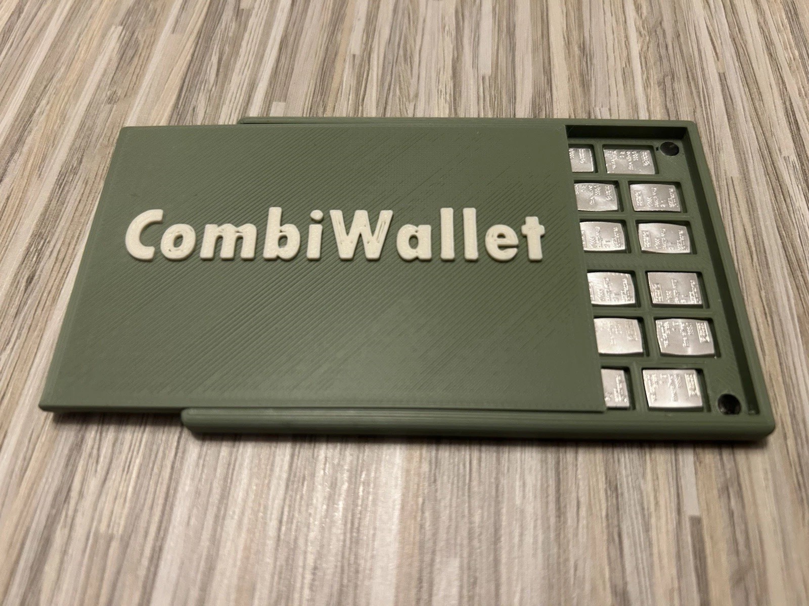 Valcambi Combibar Gold Platinum Silver CombiWallet, Holds 40 1 Gram Combibars