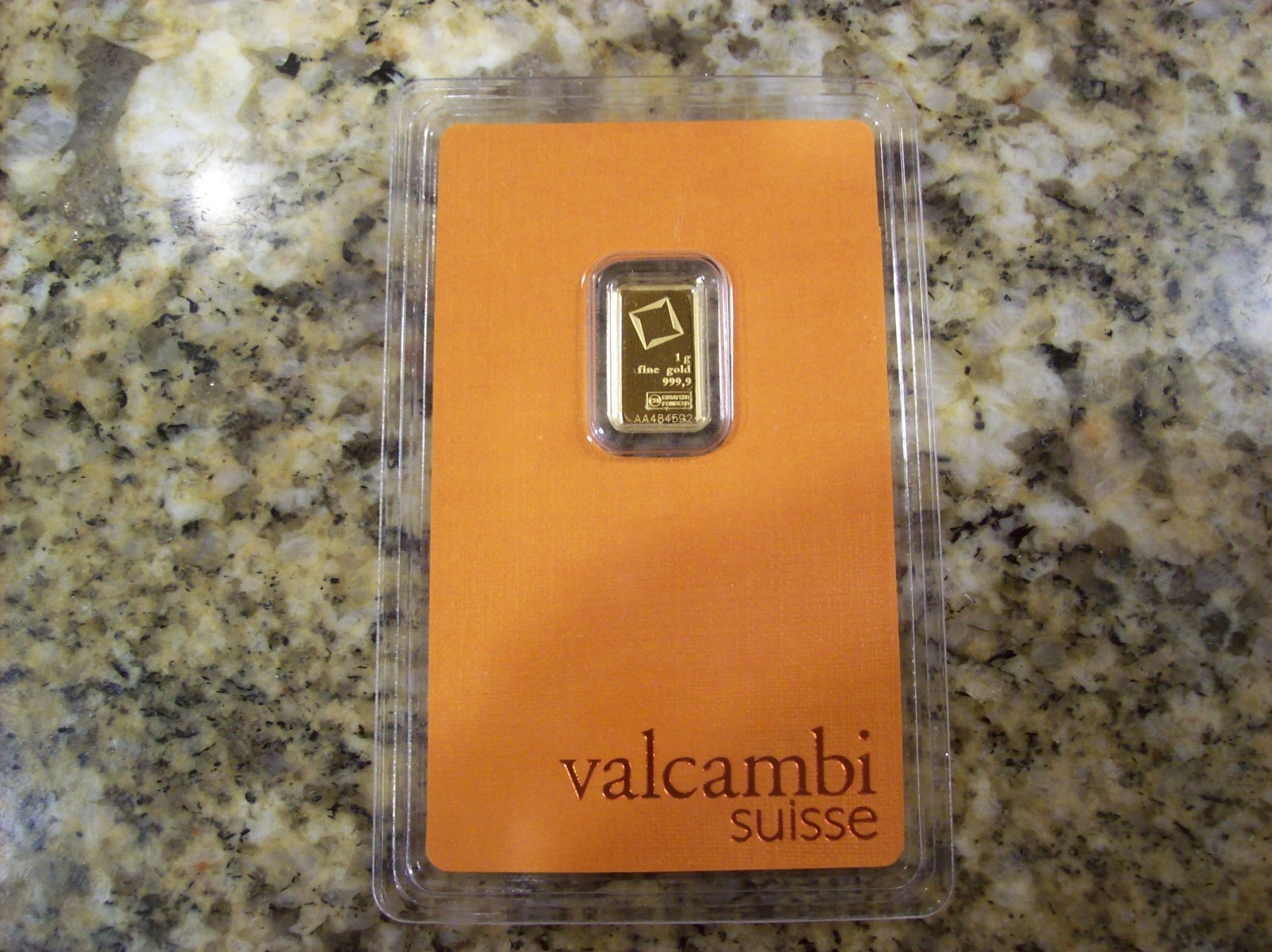 1 GRAM GOLD BAR VALCAMBI SUISSE 999.9 FINE 24K GOLD IN ASSAY CARD #AA 484592