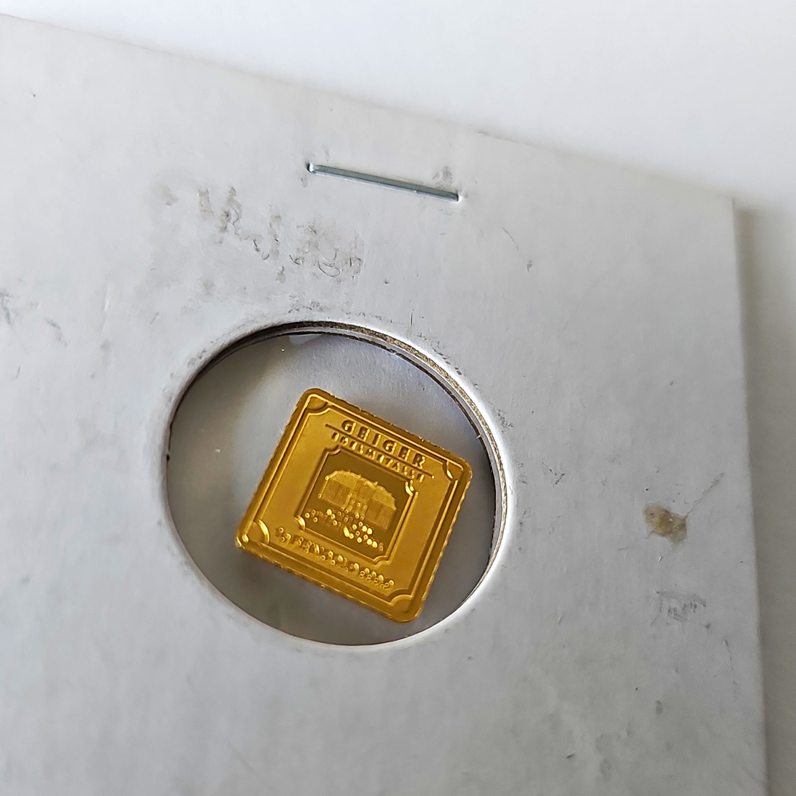 Geiger Edelmetalle 1g Gold Bar .9999 Fine Square in Holder Total 1g