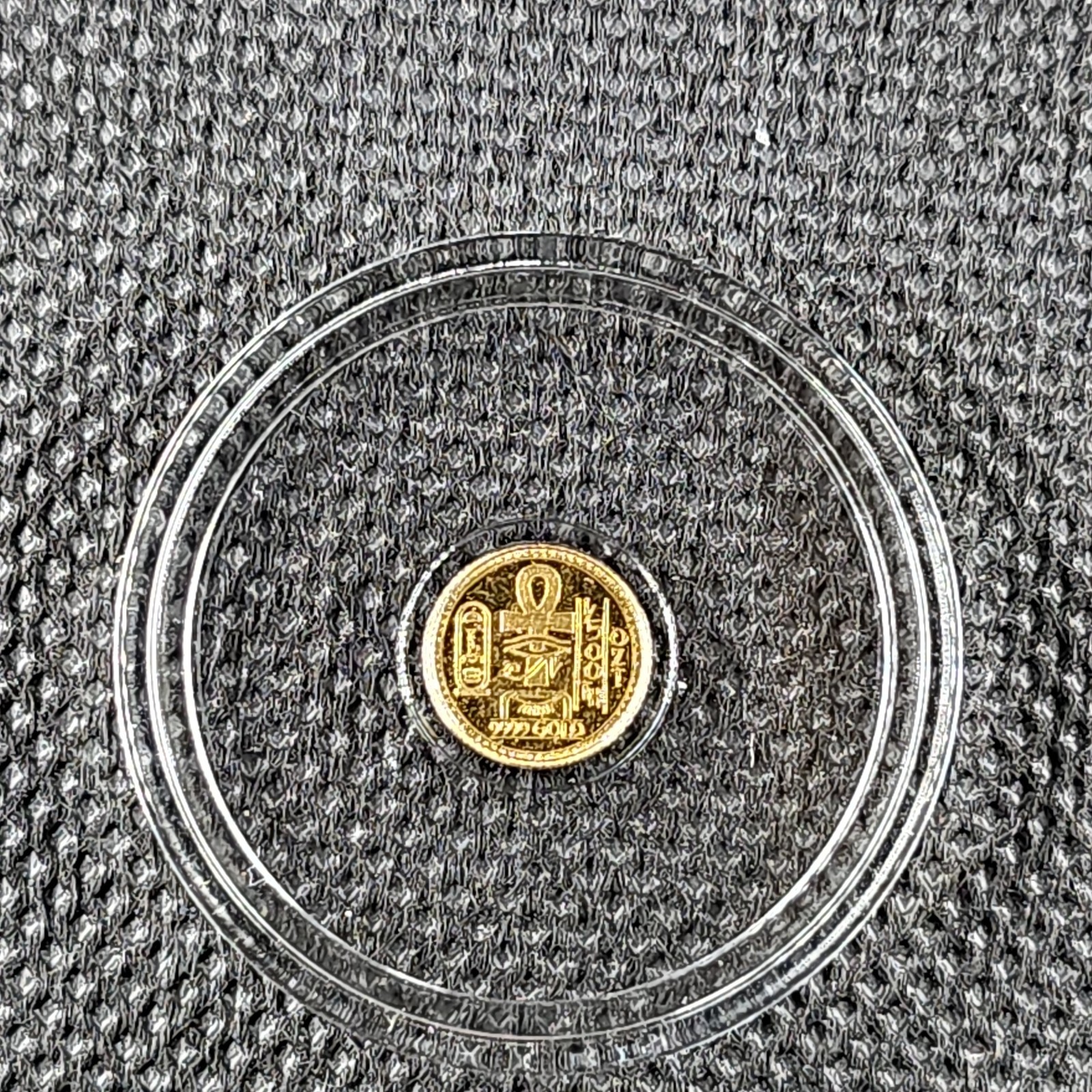 1/500 oz 999 Gold Monarch Egyptian Eye of Ra Round BU Capsule