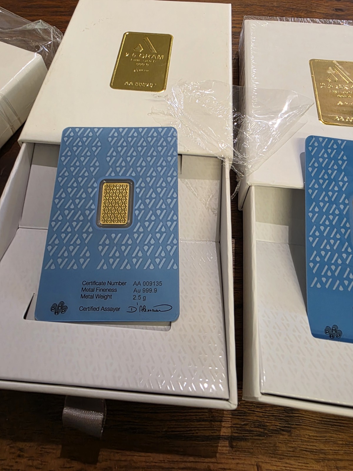 4 Acre 2.5 Gram 999.9 Fine Gold Bar Bullion In Assay Card with Presentation