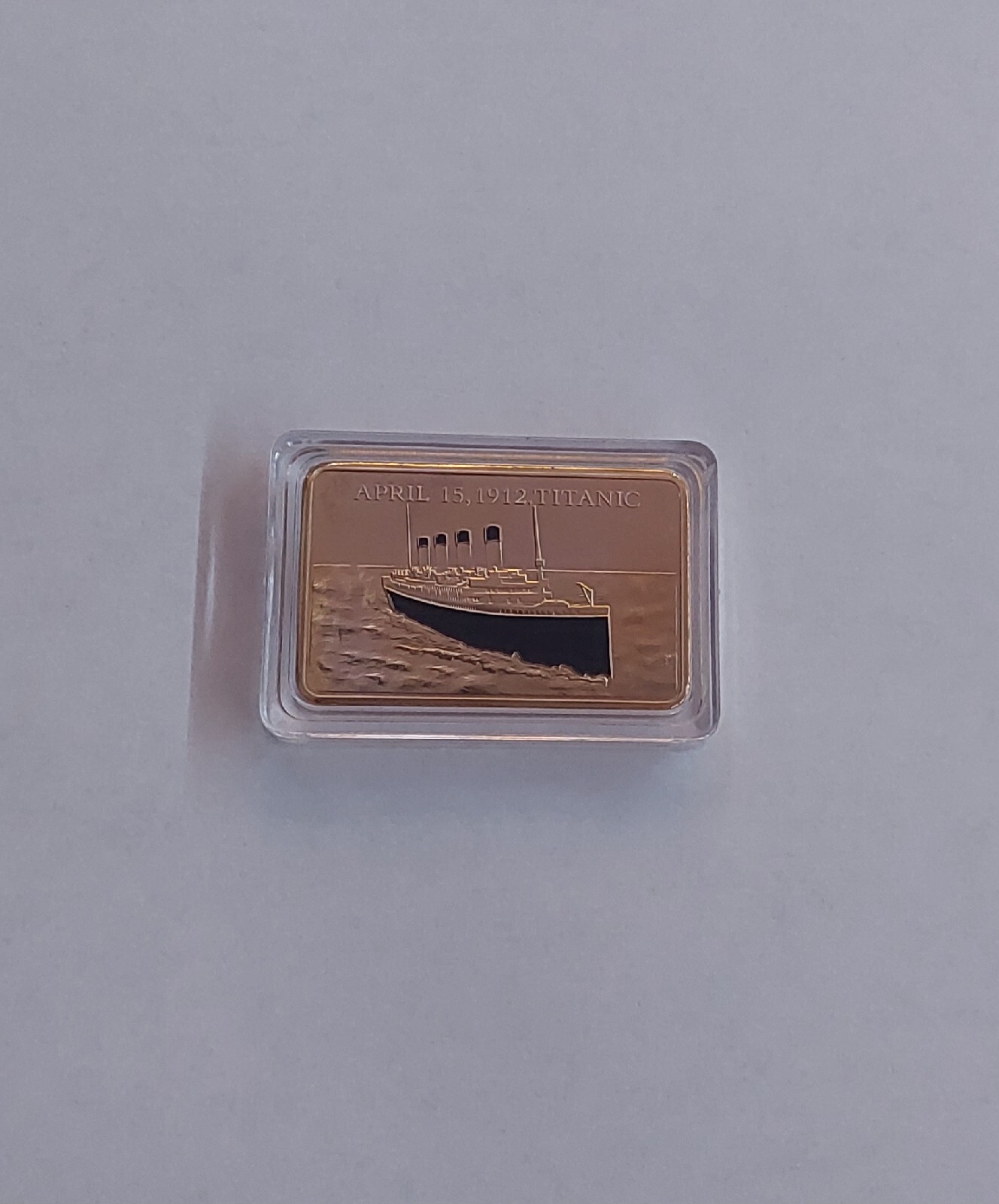 1 Ounce 100 MILLLS GOLD TITANIC MEMORIAL COLLECTORS BULLLION BAR .999 FINE 24K!