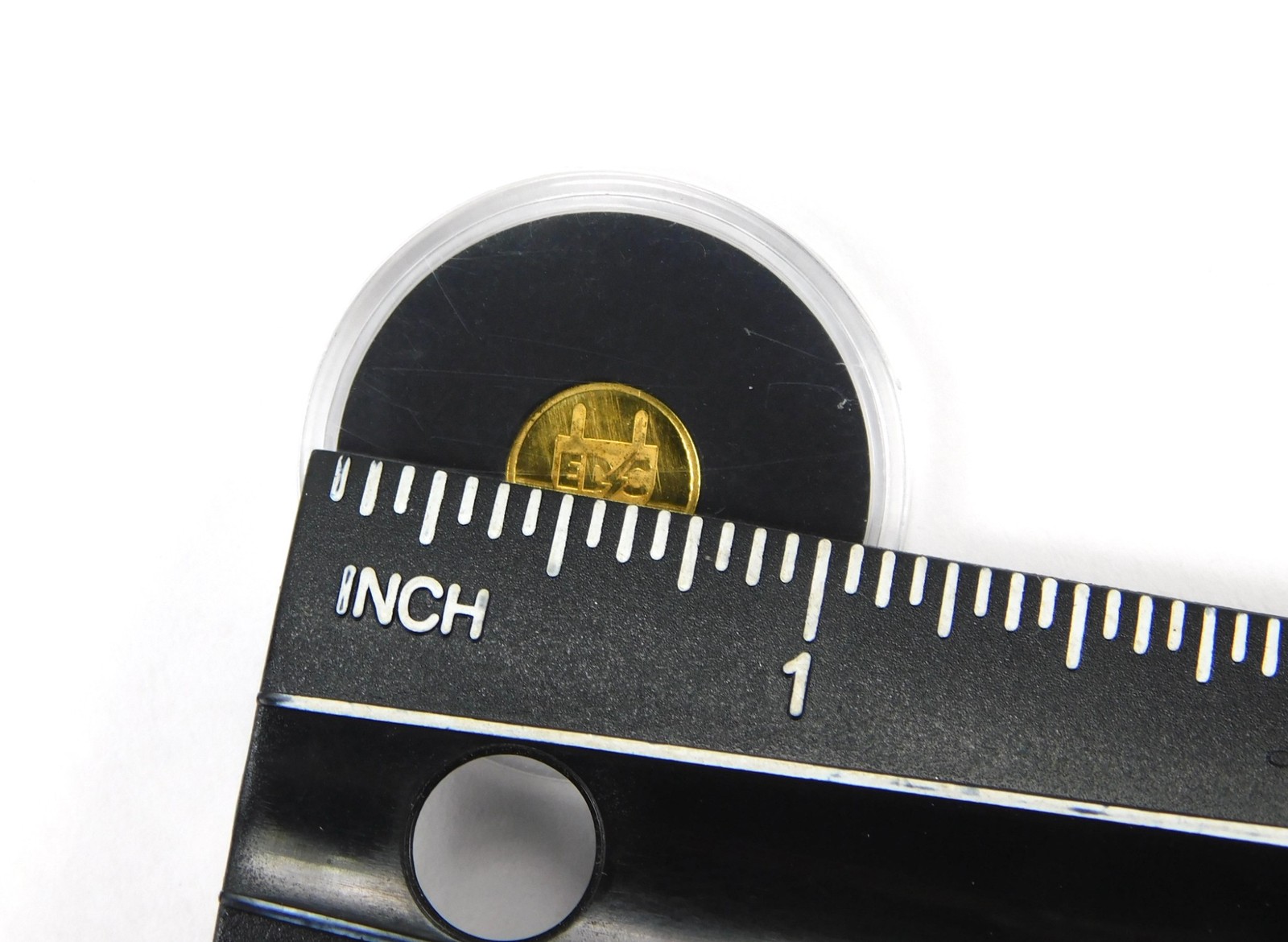 EDC Plug On Whatnot 1/4 Gram 24k .9999 Fine Gold Round Coin