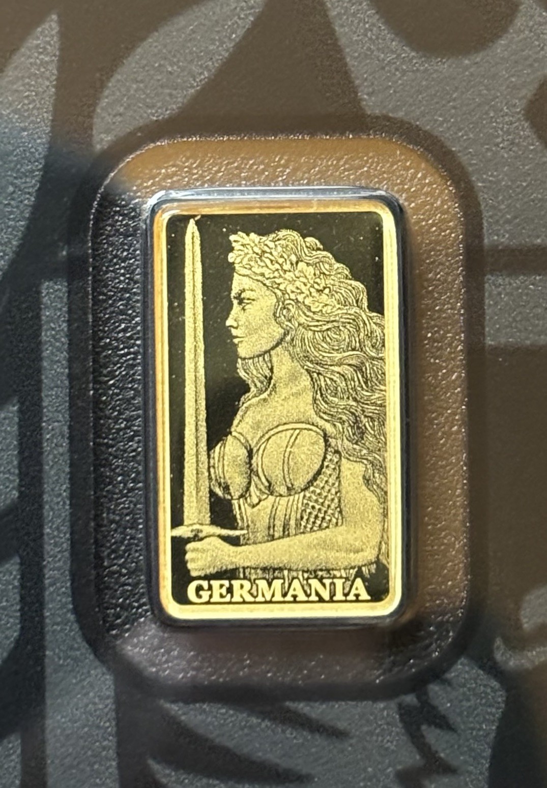 Germania Mint Lady Germania Minted 1/200 oz Gold Bar in Assay Card