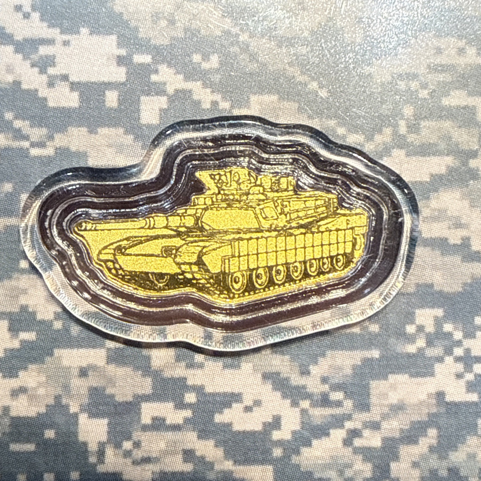 1/1000 oz .999 Gold USA ARMY Eagle & Tank