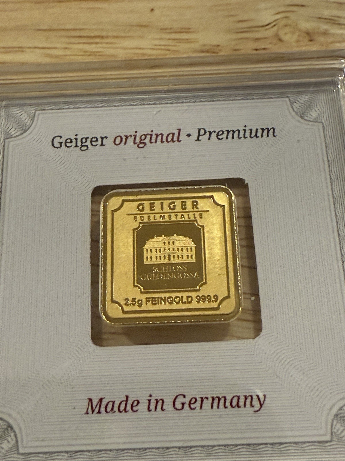 Geiger Edelmetalle 2.5g Gold Premium Square Bar .9999 Fine Assay In Capsule New