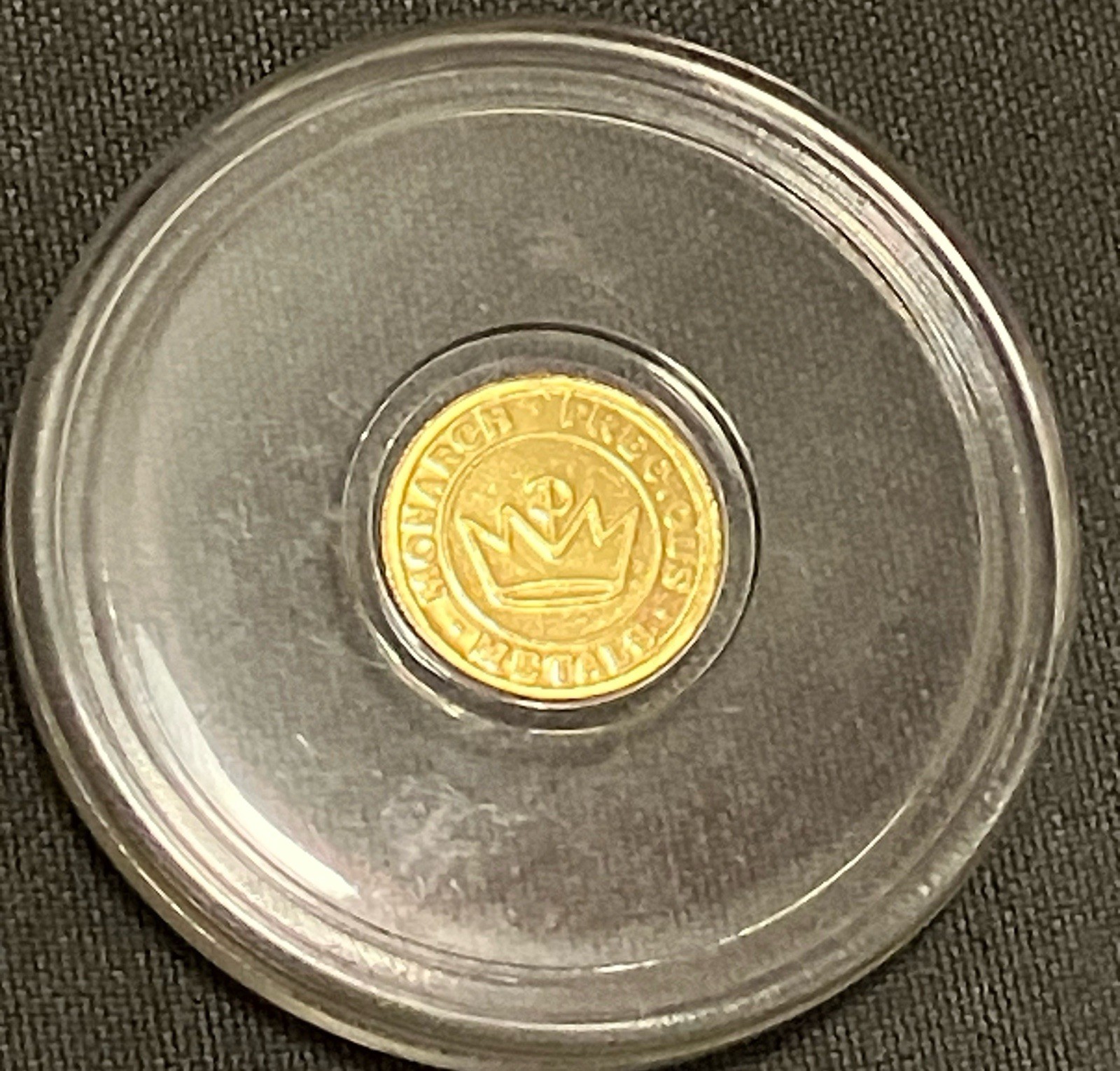 1/2 Gram .9999 Fine Gold Clover In Capsule- Monarch Precious Metals