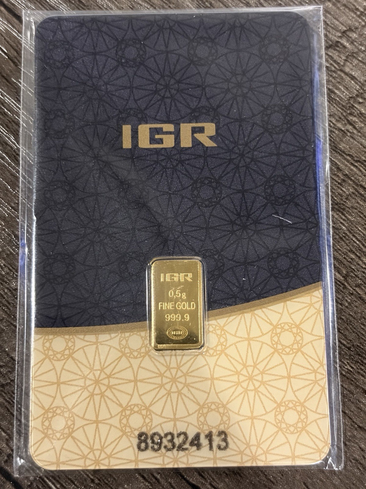IGR 0.5g .9999 Fine Gold Bullion Bar in Assay Certificate Card