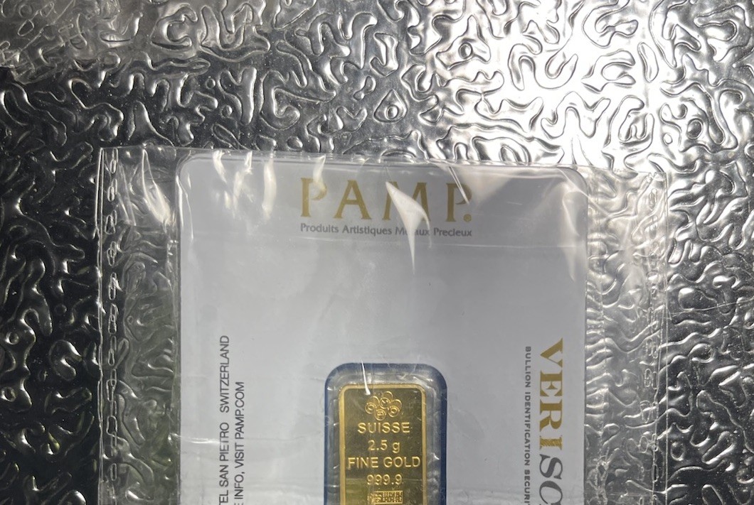 Gold PAMP Suisse Fortuna 2.5 gram .9999 Gold Bar NEW *Sealed with Assay/ 24K ORO