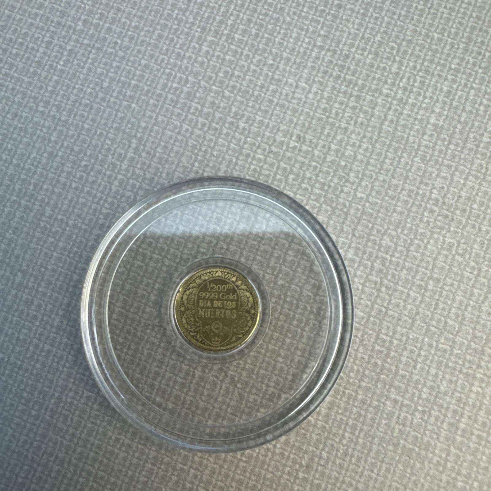 Pack of 7 1/200 oz .9999 Fine Gold Round Sugar Skull in Capsule Day of the Dead