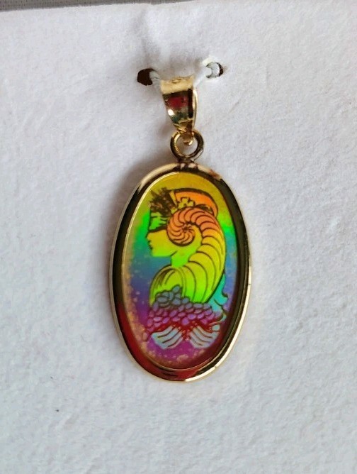 Rare Pamp Suisse Lady Fortuna Hologram Pendant 2.5 Gram Fine Gold 999.9 24k
