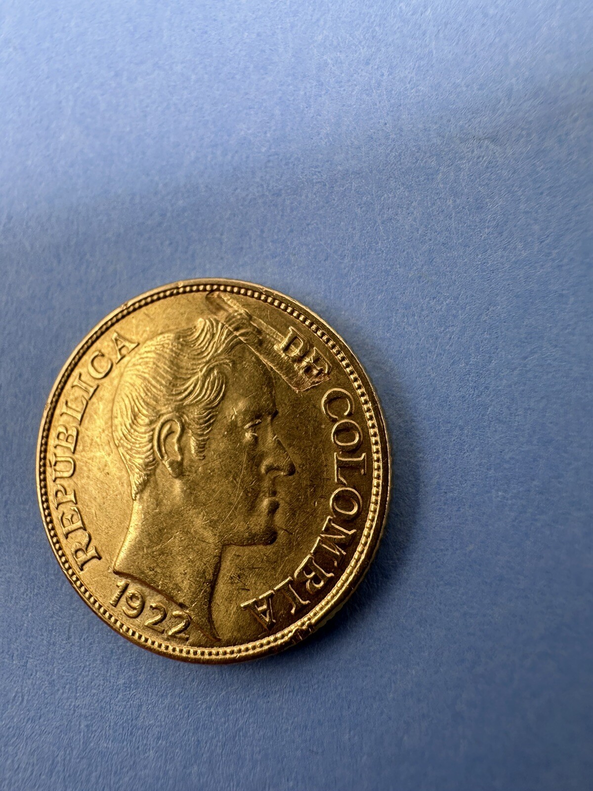1922 -B Cinco Pesos Colombia 22k 0.916 Gold Coin Lamination Error ￼#6576