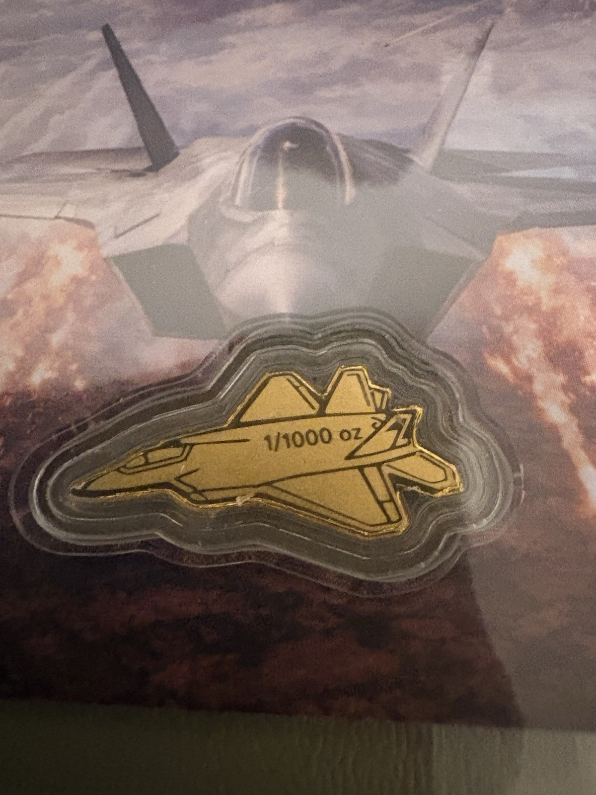 1/1000th ‘Fighter jet’ Gold Card With COA
