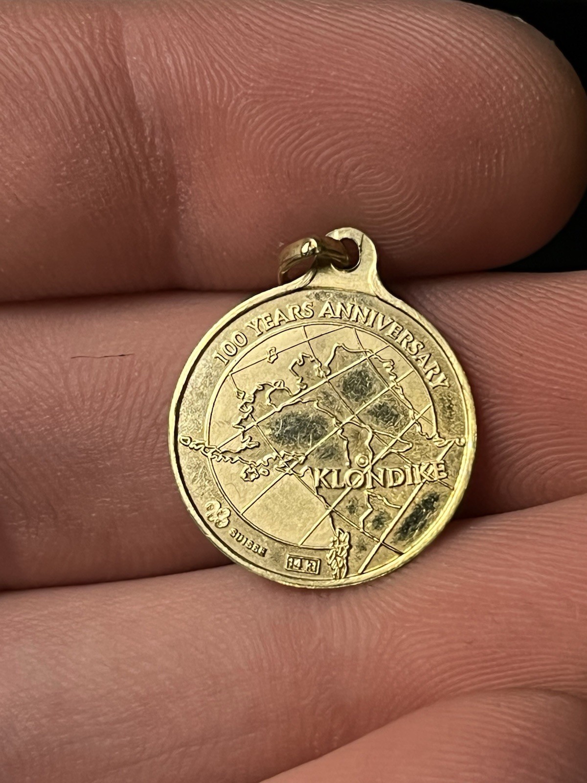 1996 14 K Gold Pamp Sussie Pendant