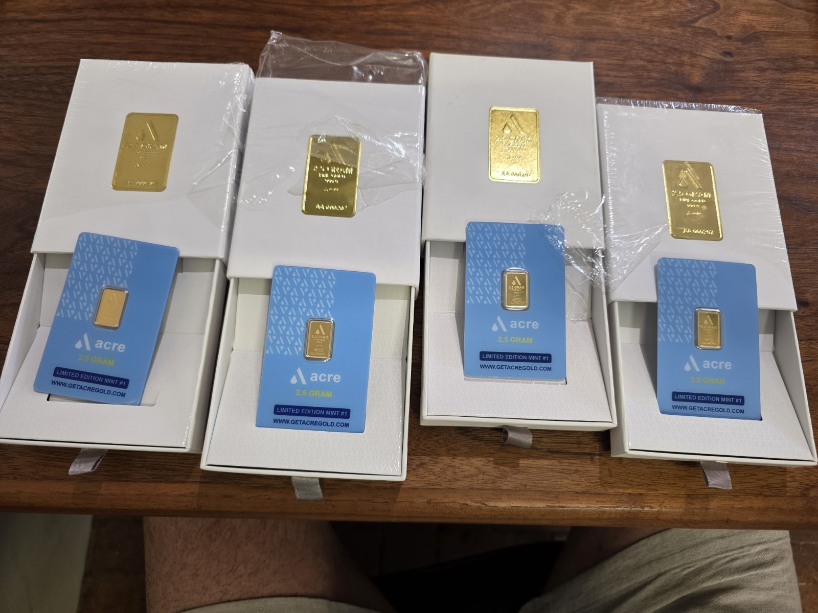 4 Acre 2.5 Gram 999.9 Fine Gold Bar Bullion In Assay Card with Presentation