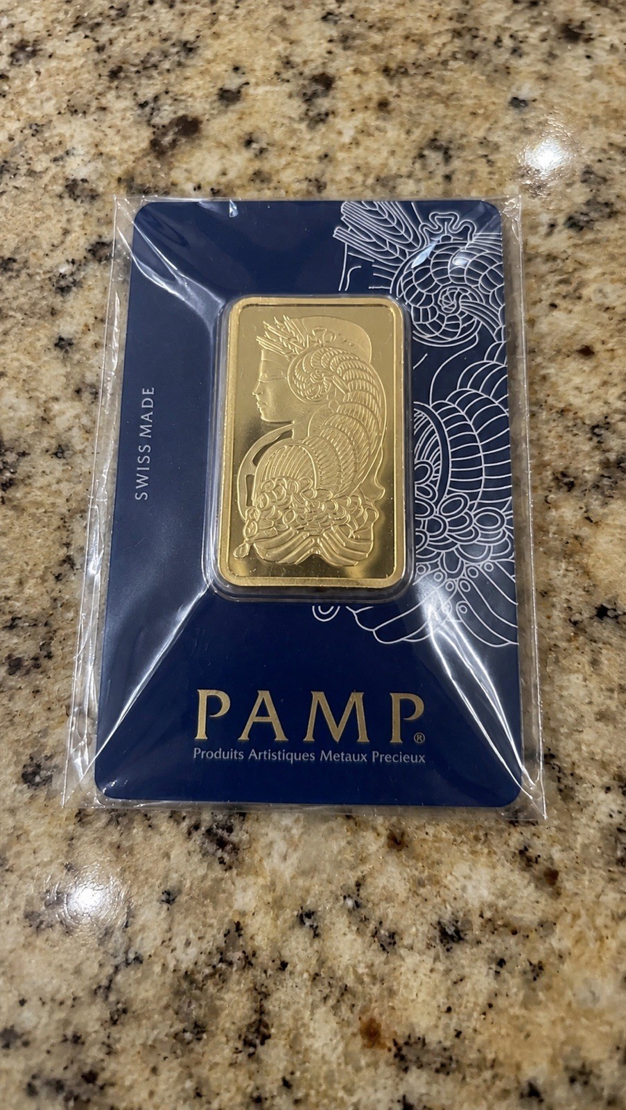 PAMP Suisse Lady Fortuna Gold Bar 1 Ounce .9999 Fine Gold Assay Card